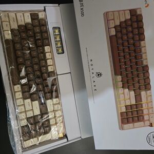 Royalaxe R100 Mechanical Keyboard